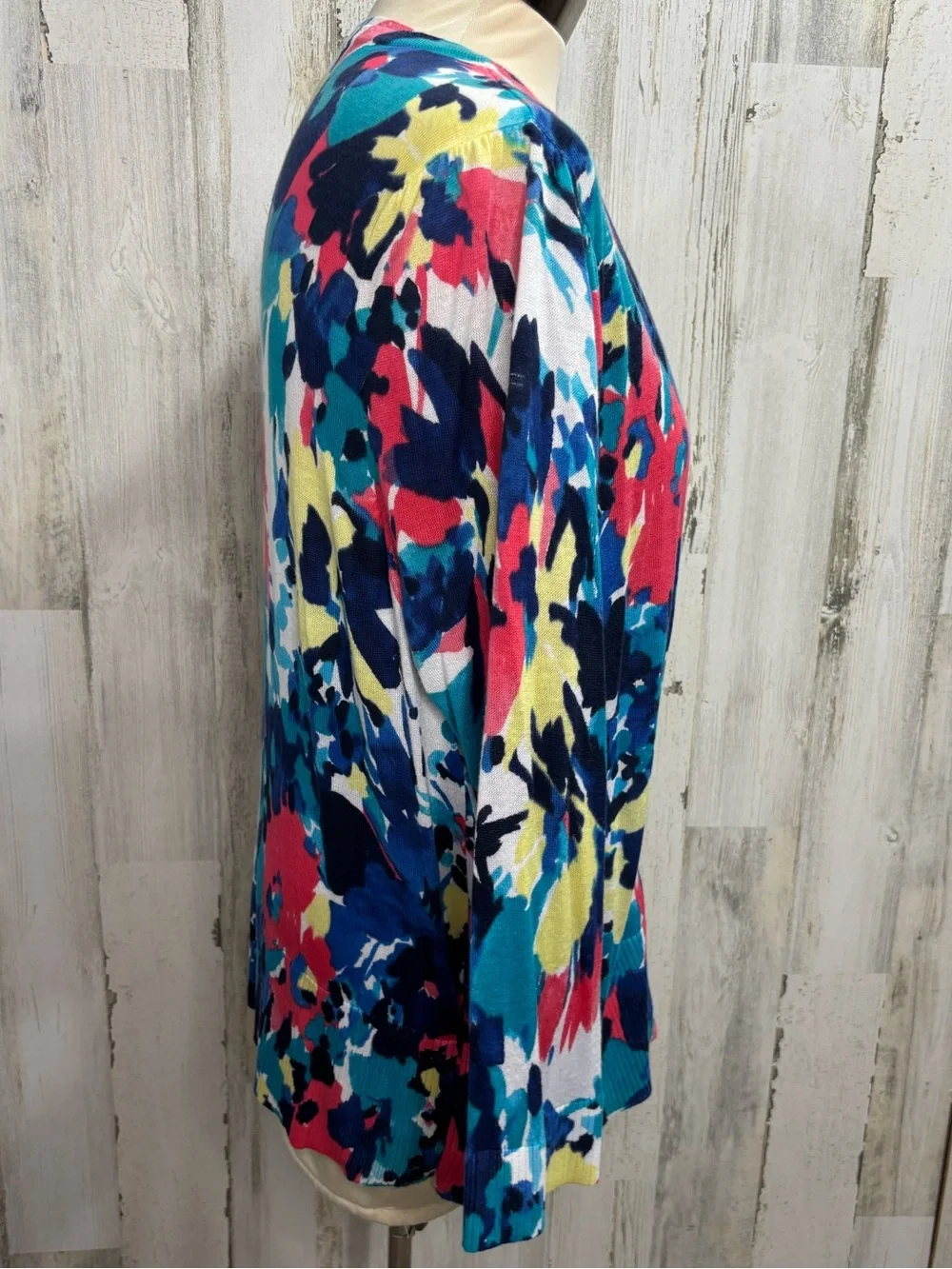 Lane Bryant Vibrant Colorful Abstract Floral Print V-Neck Button Front Cardigan